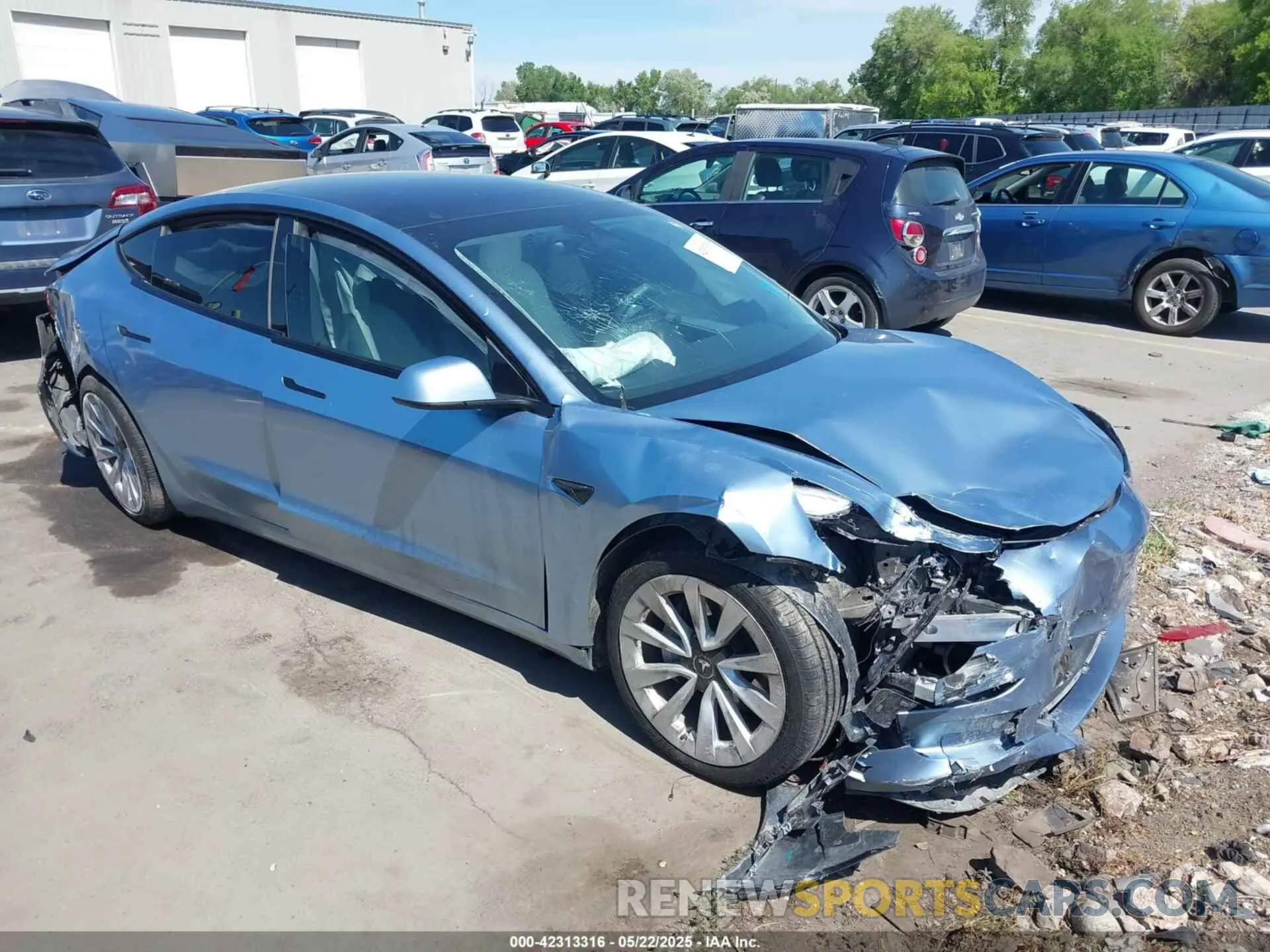 1 Photograph of a damaged car 5YJ3E1EB5NF270106 TESLA MODEL 3 2022