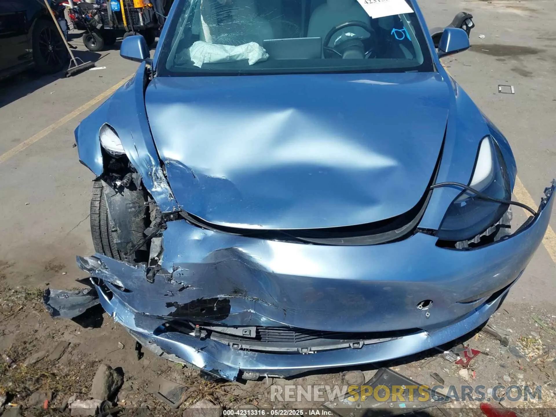 11 Photograph of a damaged car 5YJ3E1EB5NF270106 TESLA MODEL 3 2022