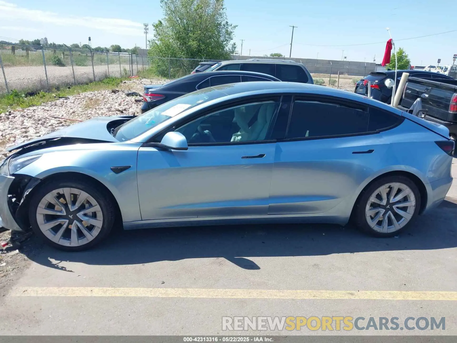 13 Photograph of a damaged car 5YJ3E1EB5NF270106 TESLA MODEL 3 2022
