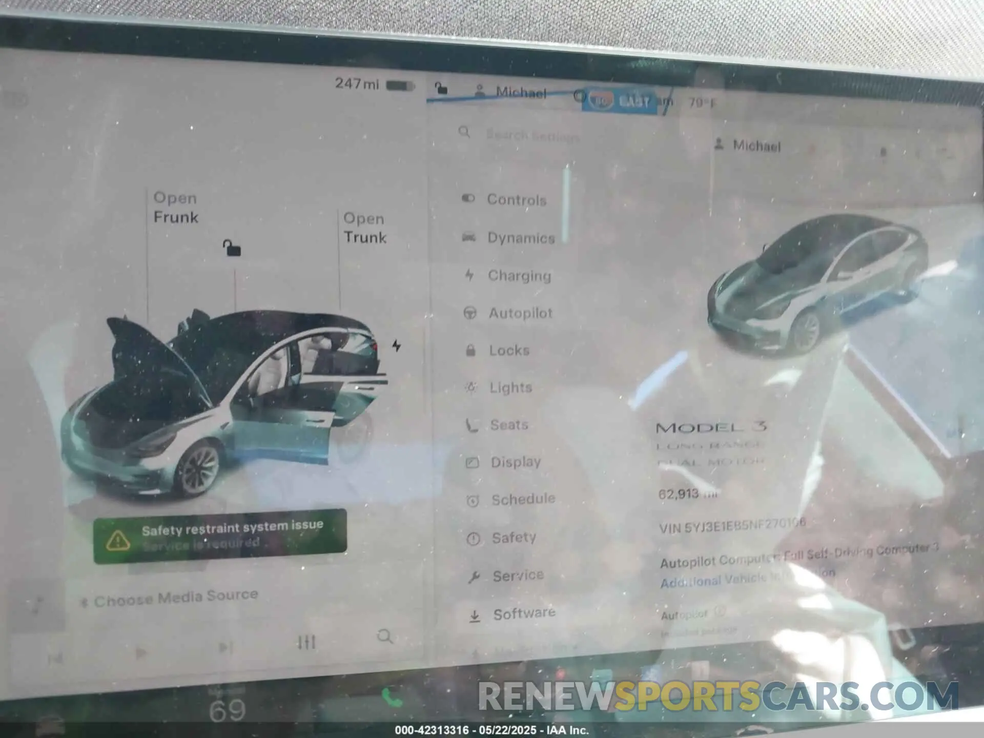 7 Photograph of a damaged car 5YJ3E1EB5NF270106 TESLA MODEL 3 2022