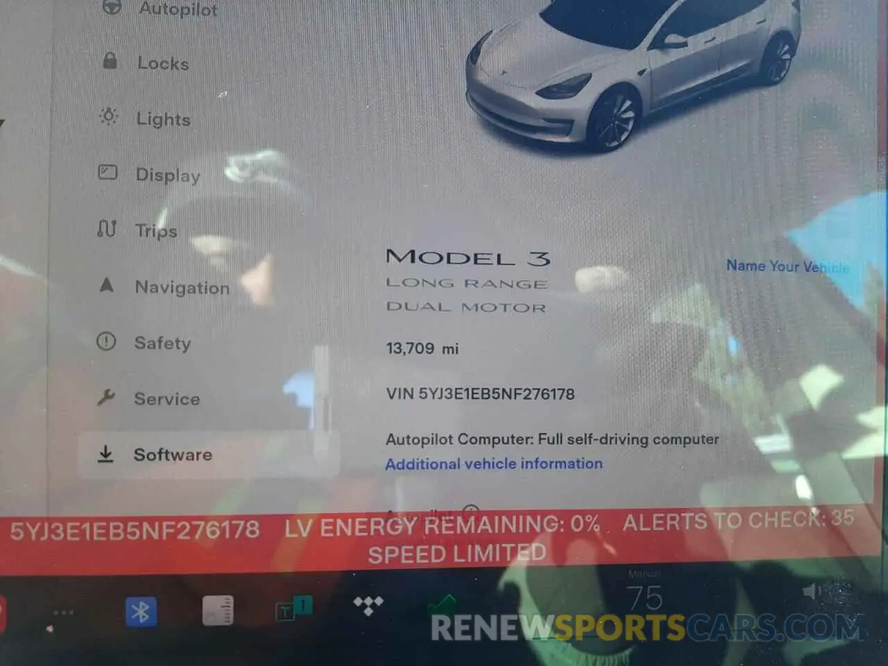9 Photograph of a damaged car 5YJ3E1EB5NF276178 TESLA MODEL 3 2022