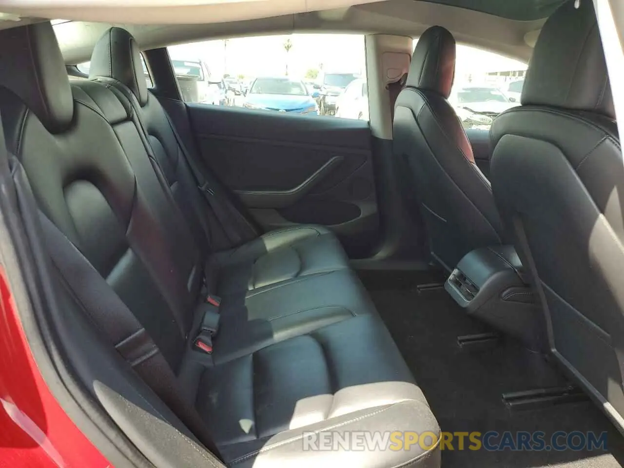 10 Photograph of a damaged car 5YJ3E1EB5NF287746 TESLA MODEL 3 2022