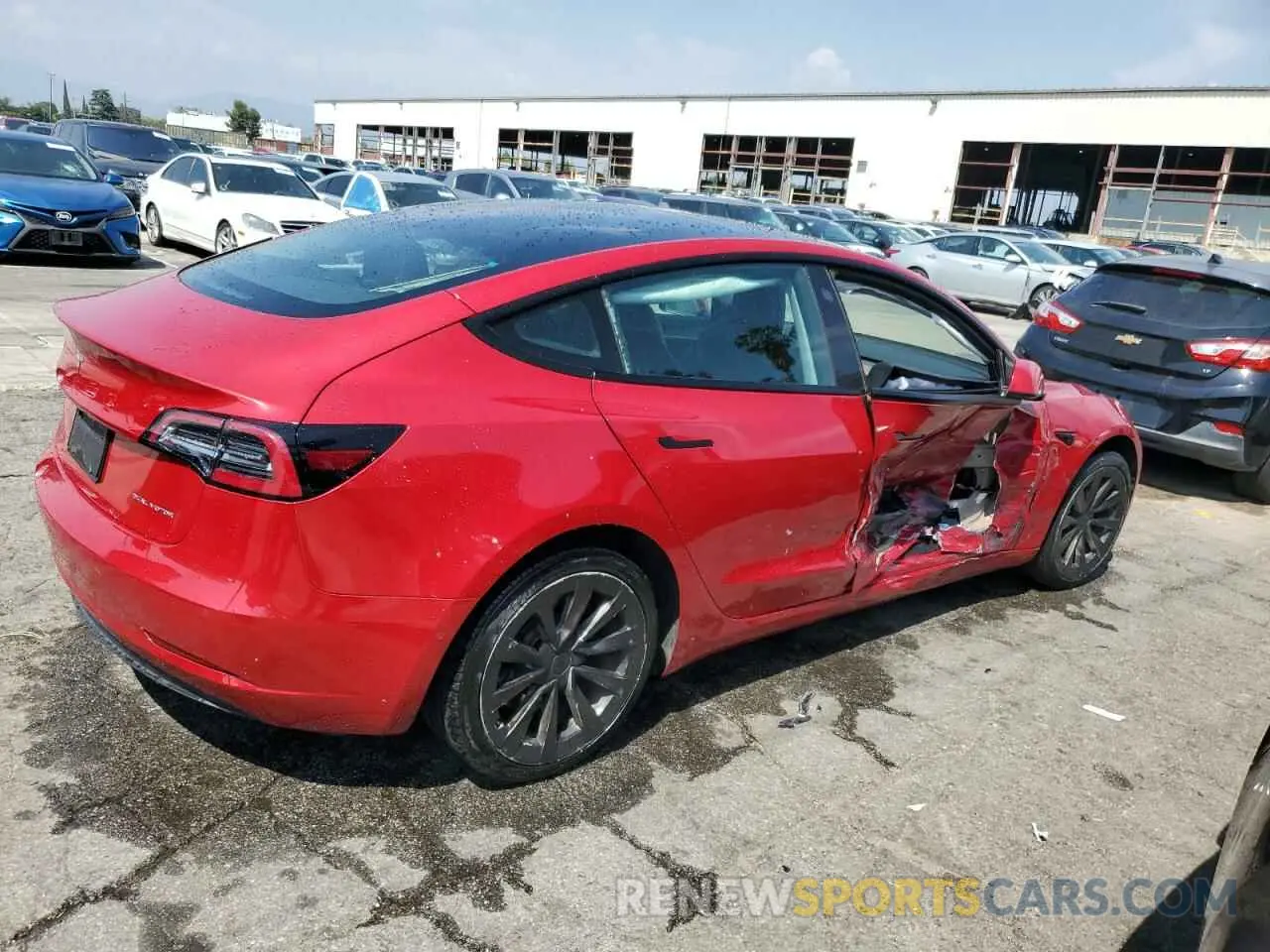 3 Photograph of a damaged car 5YJ3E1EB5NF287746 TESLA MODEL 3 2022