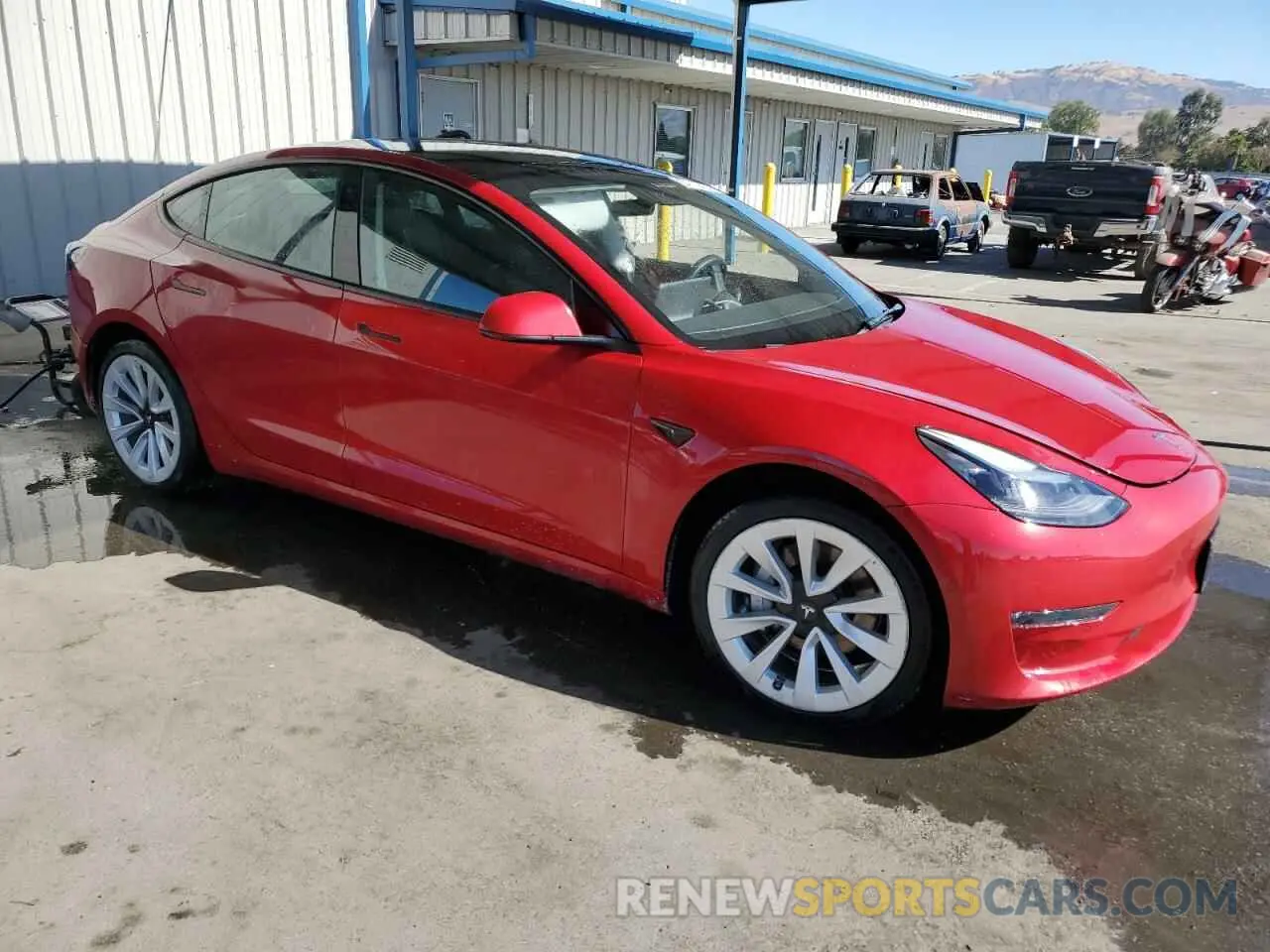 4 Фотография поврежденного автомобиля 5YJ3E1EB5NF288184 TESLA MODEL 3 2022