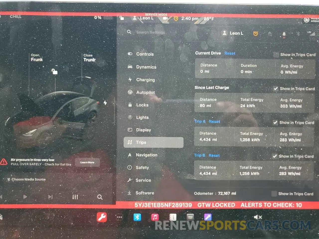 9 Photograph of a damaged car 5YJ3E1EB5NF289139 TESLA MODEL 3 2022