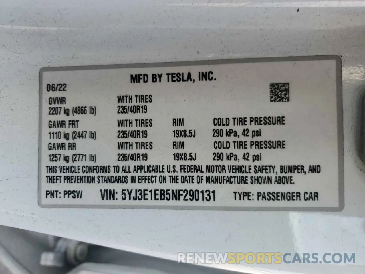 14 Photograph of a damaged car 5YJ3E1EB5NF290131 TESLA MODEL 3 2022