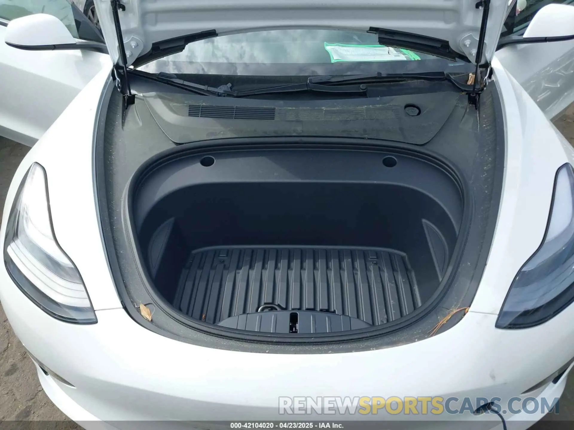10 Фотография поврежденного автомобиля 5YJ3E1EB5NF349078 TESLA MODEL 3 2022