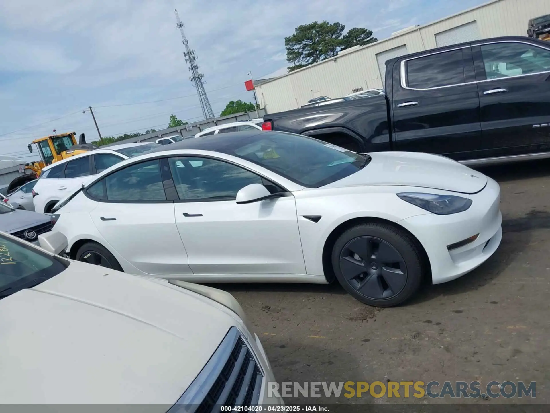 12 Фотография поврежденного автомобиля 5YJ3E1EB5NF349078 TESLA MODEL 3 2022