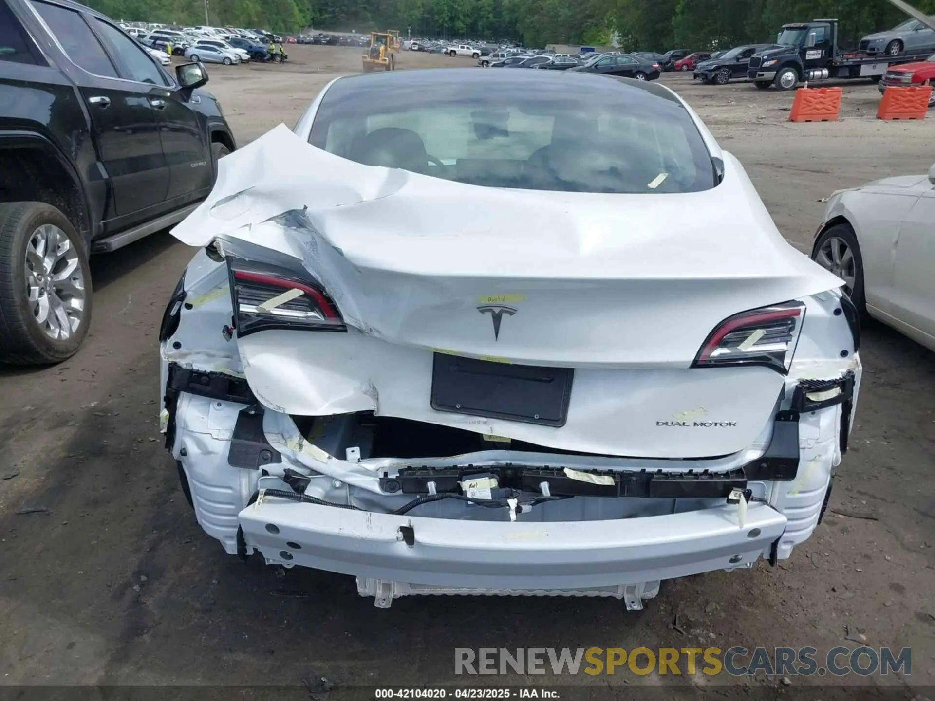 6 Фотография поврежденного автомобиля 5YJ3E1EB5NF349078 TESLA MODEL 3 2022