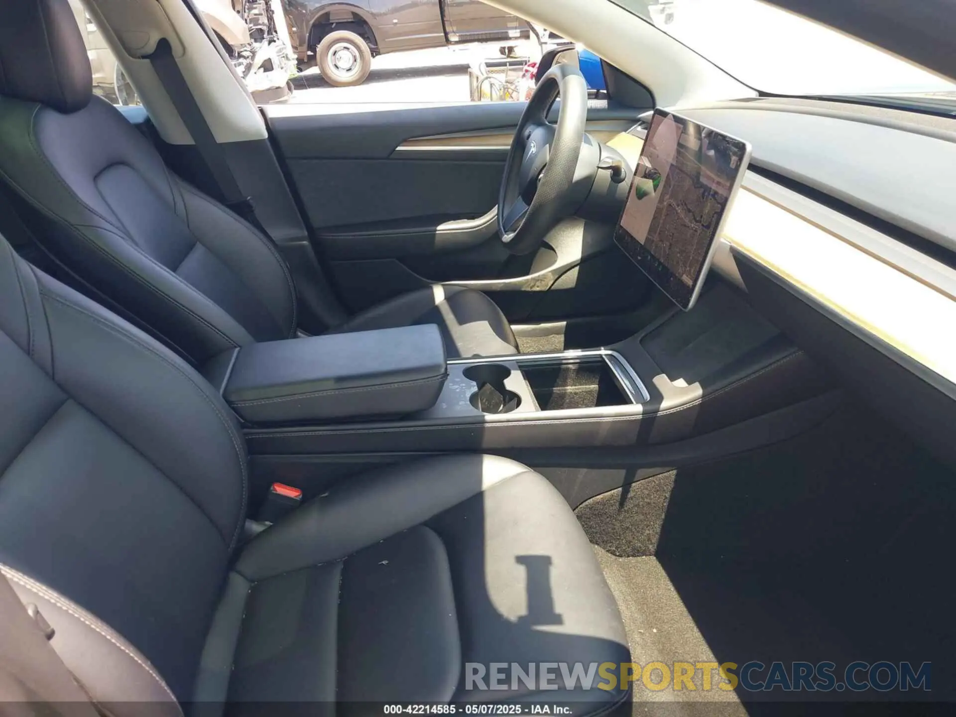 5 Фотография поврежденного автомобиля 5YJ3E1EB6NF106038 TESLA MODEL 3 2022
