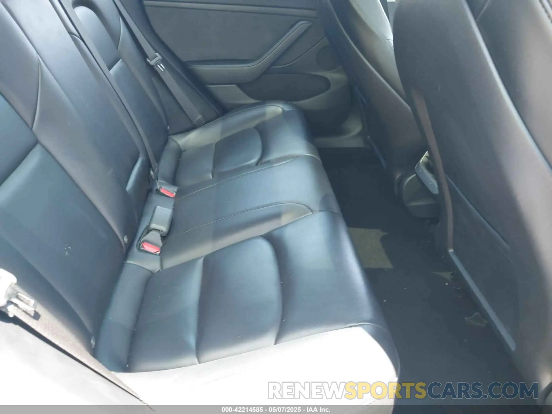 8 Фотография поврежденного автомобиля 5YJ3E1EB6NF106038 TESLA MODEL 3 2022