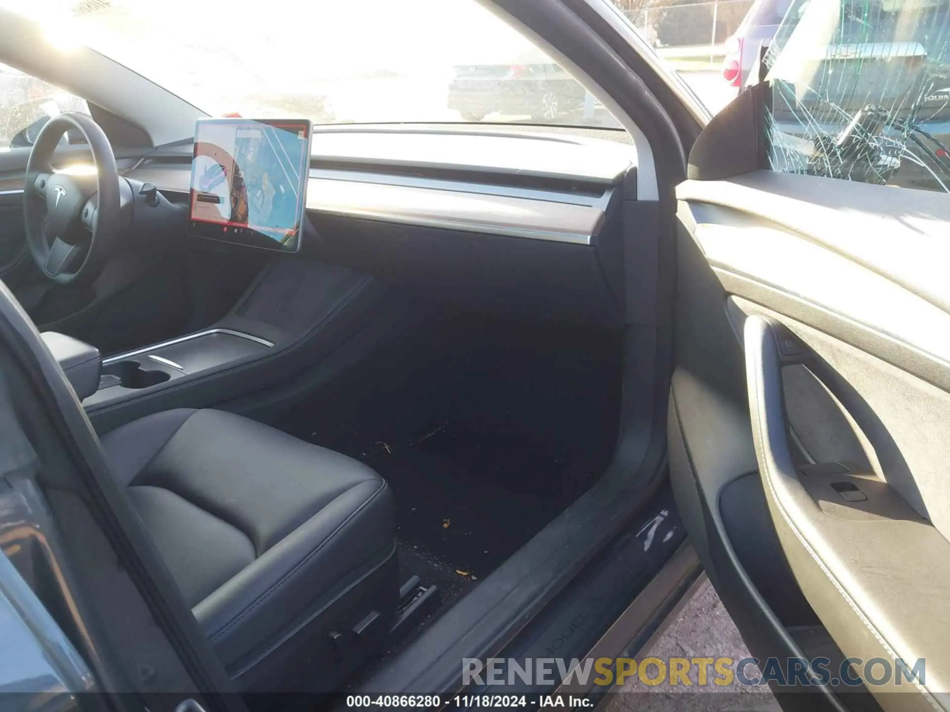 5 Фотография поврежденного автомобиля 5YJ3E1EB6NF117069 TESLA MODEL 3 2022