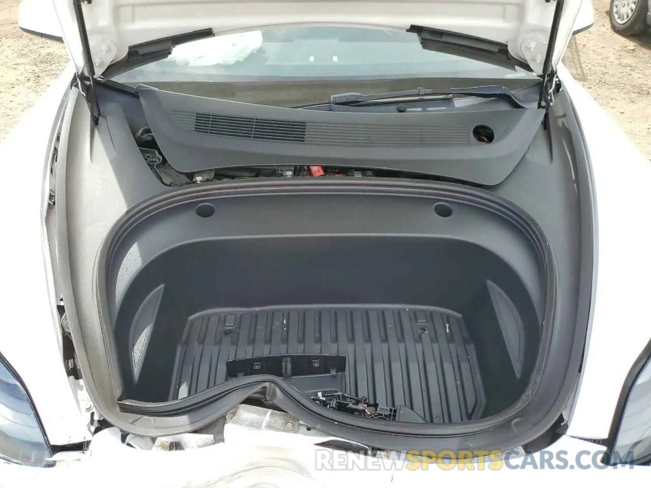 11 Photograph of a damaged car 5YJ3E1EB6NF185002 TESLA MODEL 3 2022