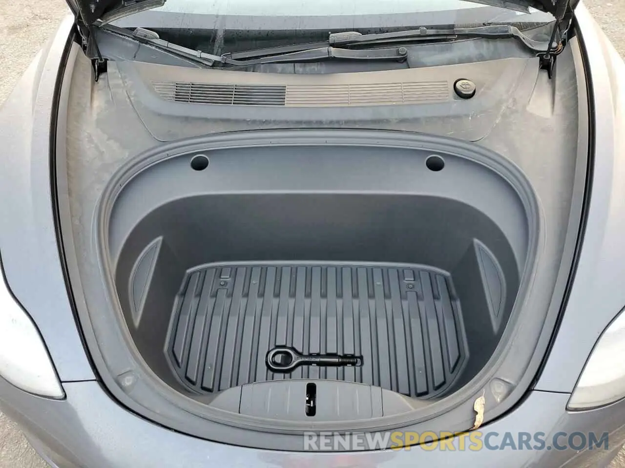 11 Photograph of a damaged car 5YJ3E1EB6NF222162 TESLA MODEL 3 2022
