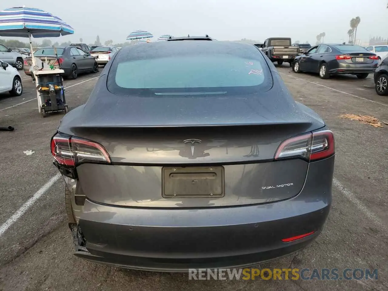 6 Photograph of a damaged car 5YJ3E1EB6NF222162 TESLA MODEL 3 2022