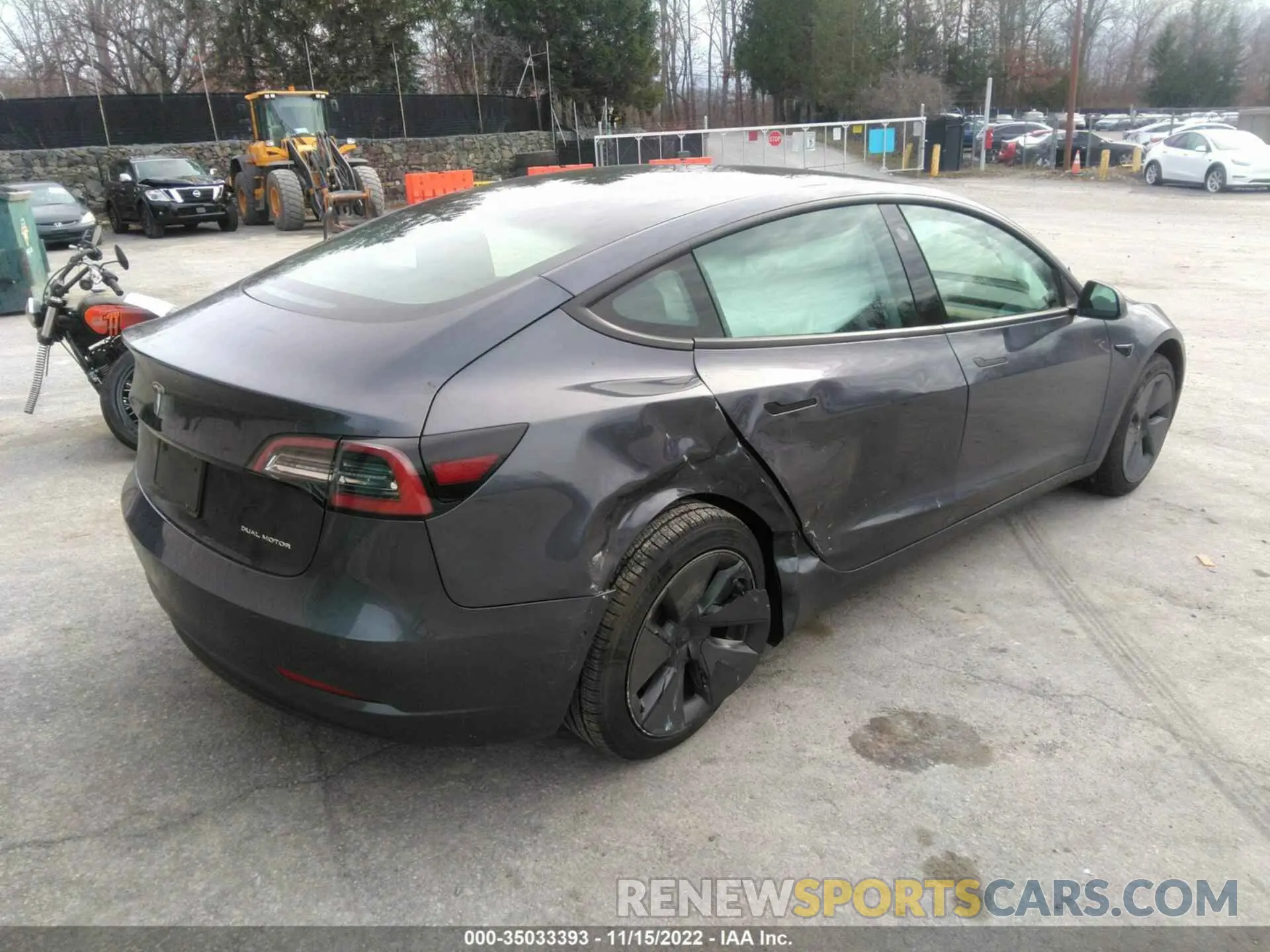 4 Фотография поврежденного автомобиля 5YJ3E1EB6NF247532 TESLA MODEL 3 2022