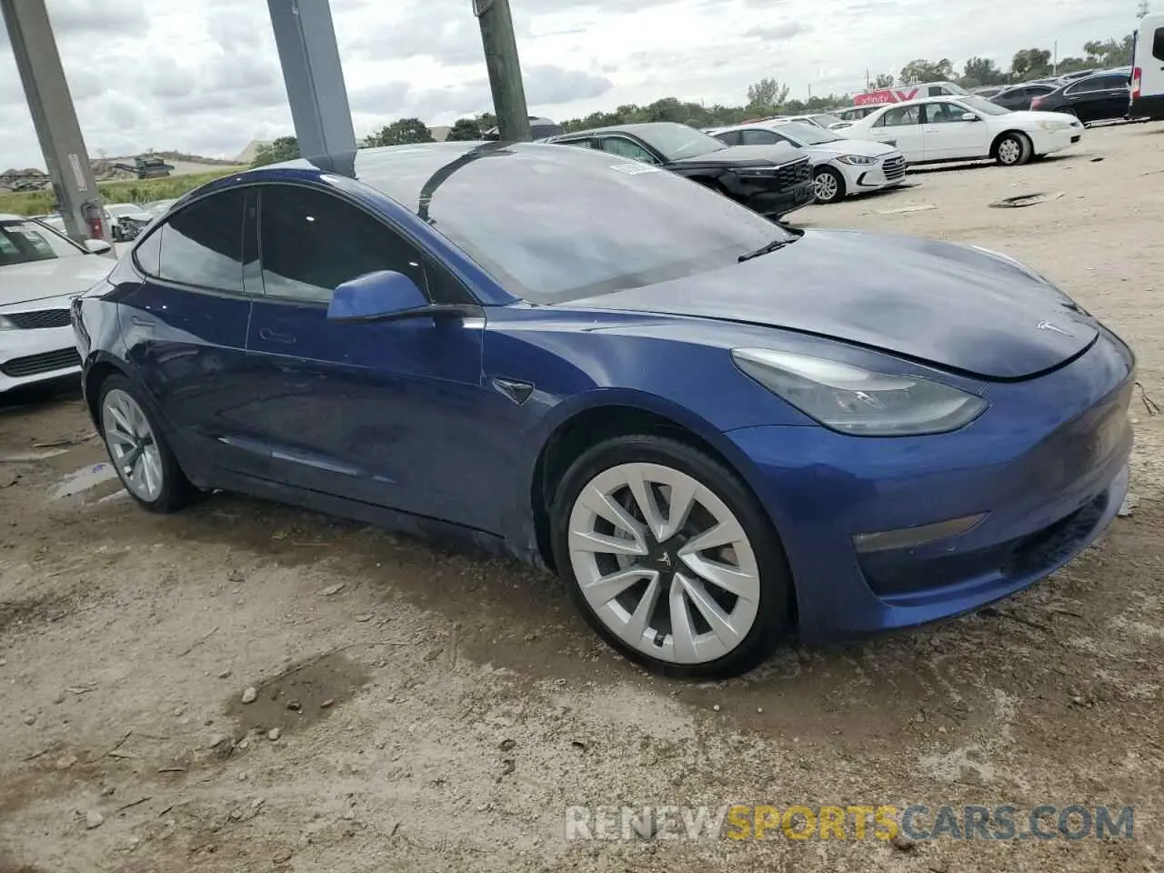 4 Фотография поврежденного автомобиля 5YJ3E1EB6NF248356 TESLA MODEL 3 2022