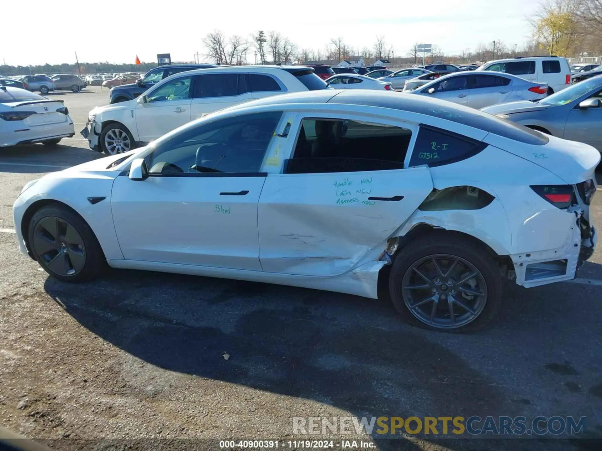 15 Photograph of a damaged car 5YJ3E1EB6NF248812 TESLA MODEL 3 2022