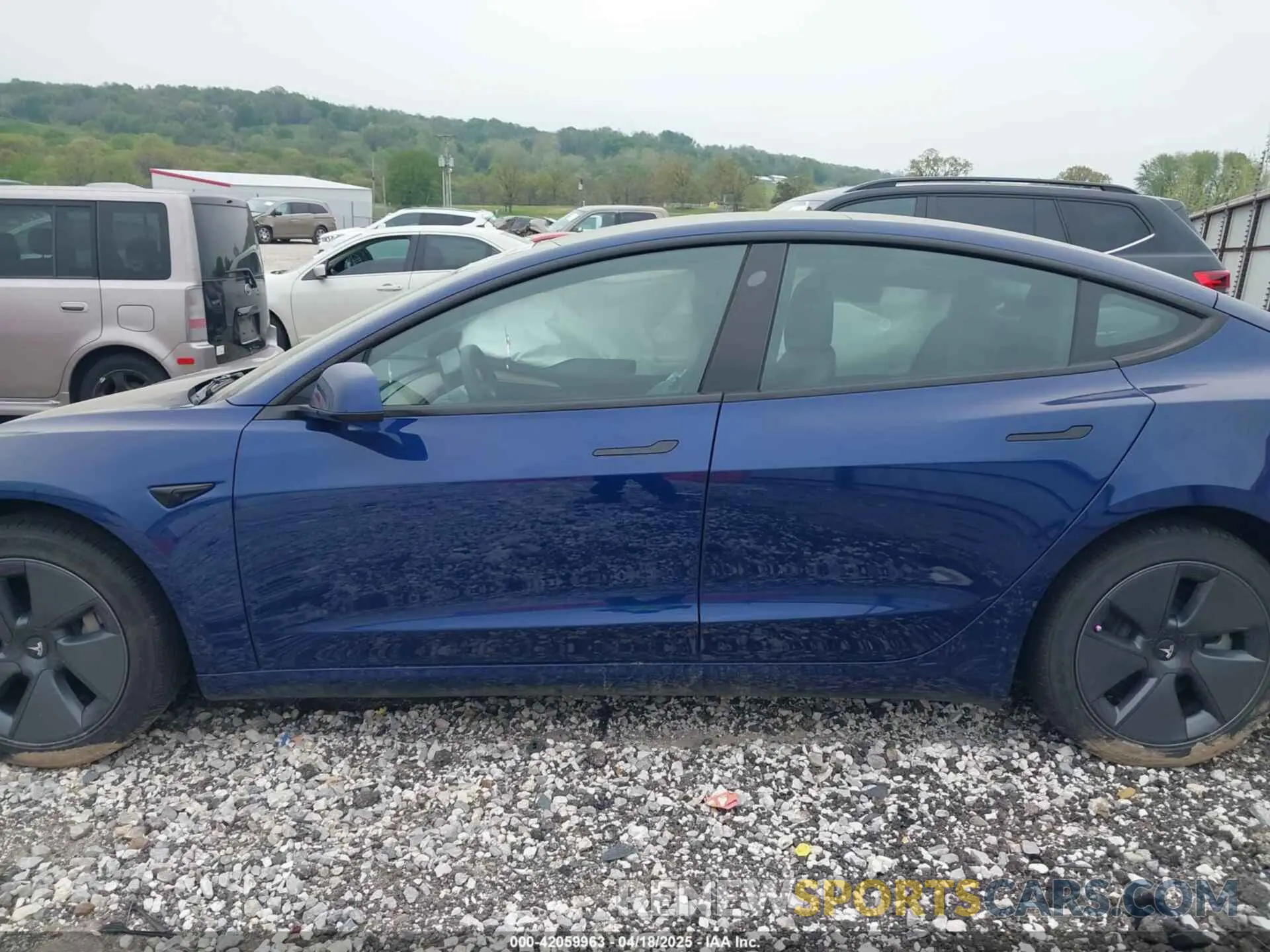 13 Фотография поврежденного автомобиля 5YJ3E1EB6NF250866 TESLA MODEL 3 2022