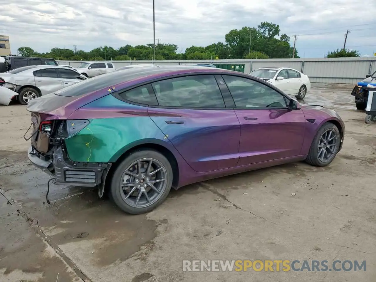 3 Photograph of a damaged car 5YJ3E1EB6NF255114 TESLA MODEL 3 2022