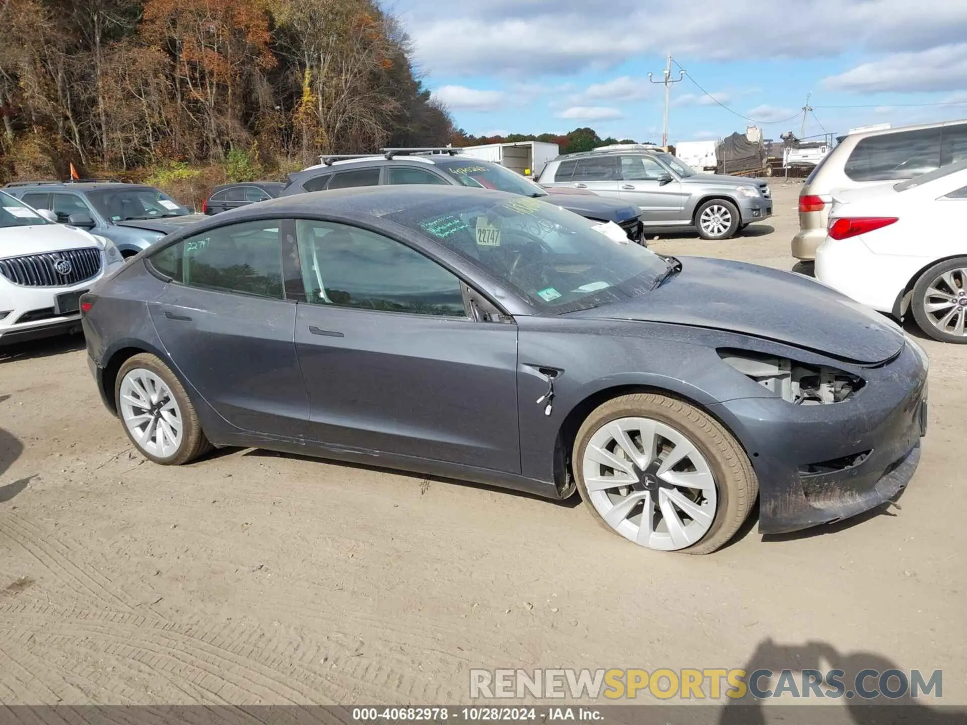 14 Photograph of a damaged car 5YJ3E1EB6NF258630 TESLA MODEL 3 2022