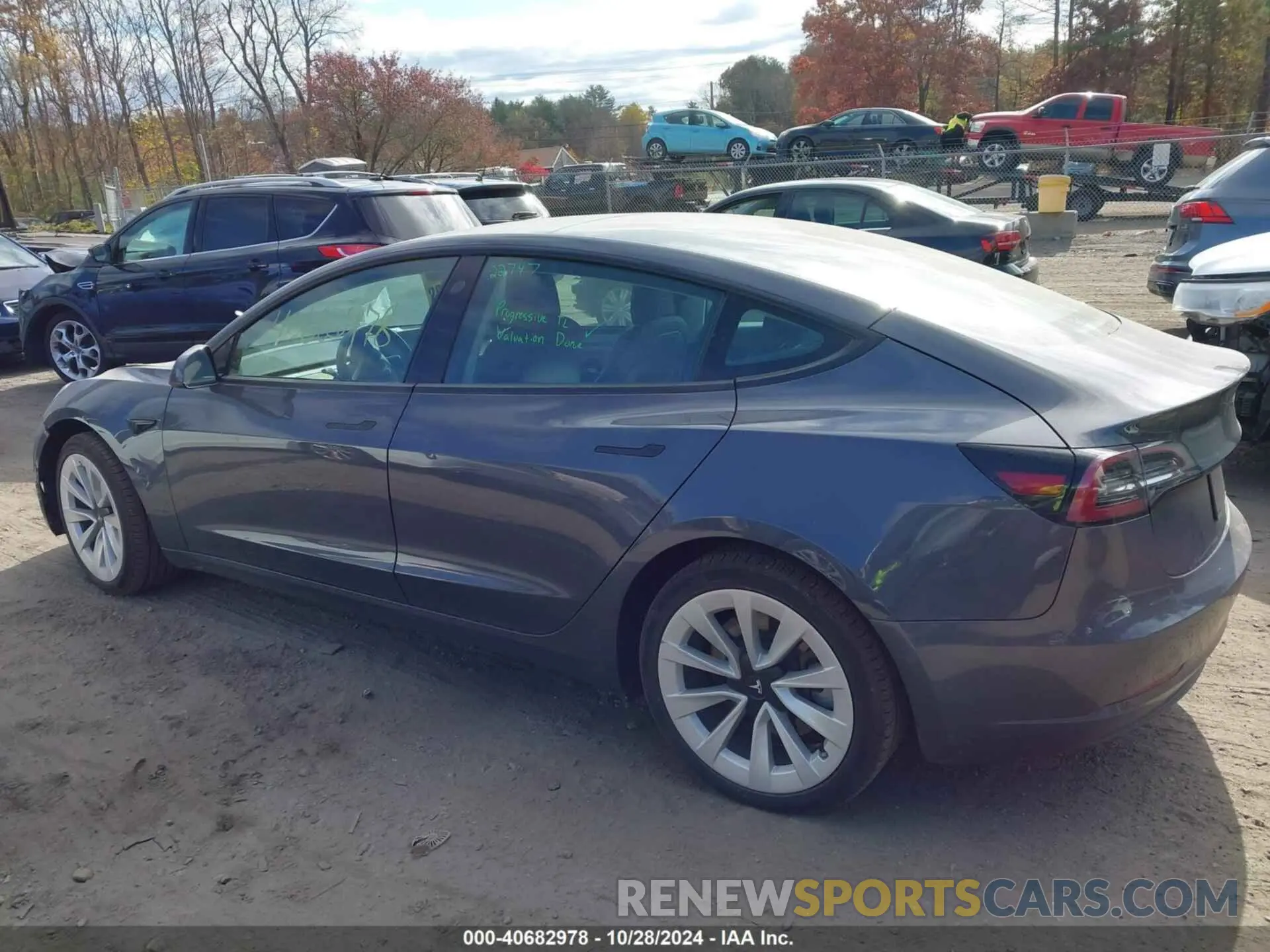 15 Photograph of a damaged car 5YJ3E1EB6NF258630 TESLA MODEL 3 2022