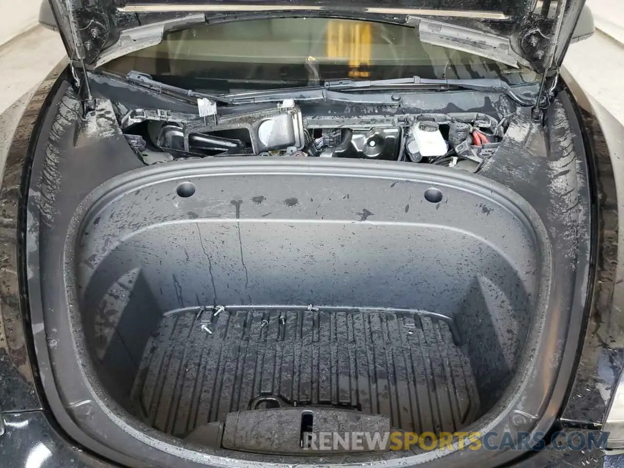 11 Photograph of a damaged car 5YJ3E1EB6NF262239 TESLA MODEL 3 2022