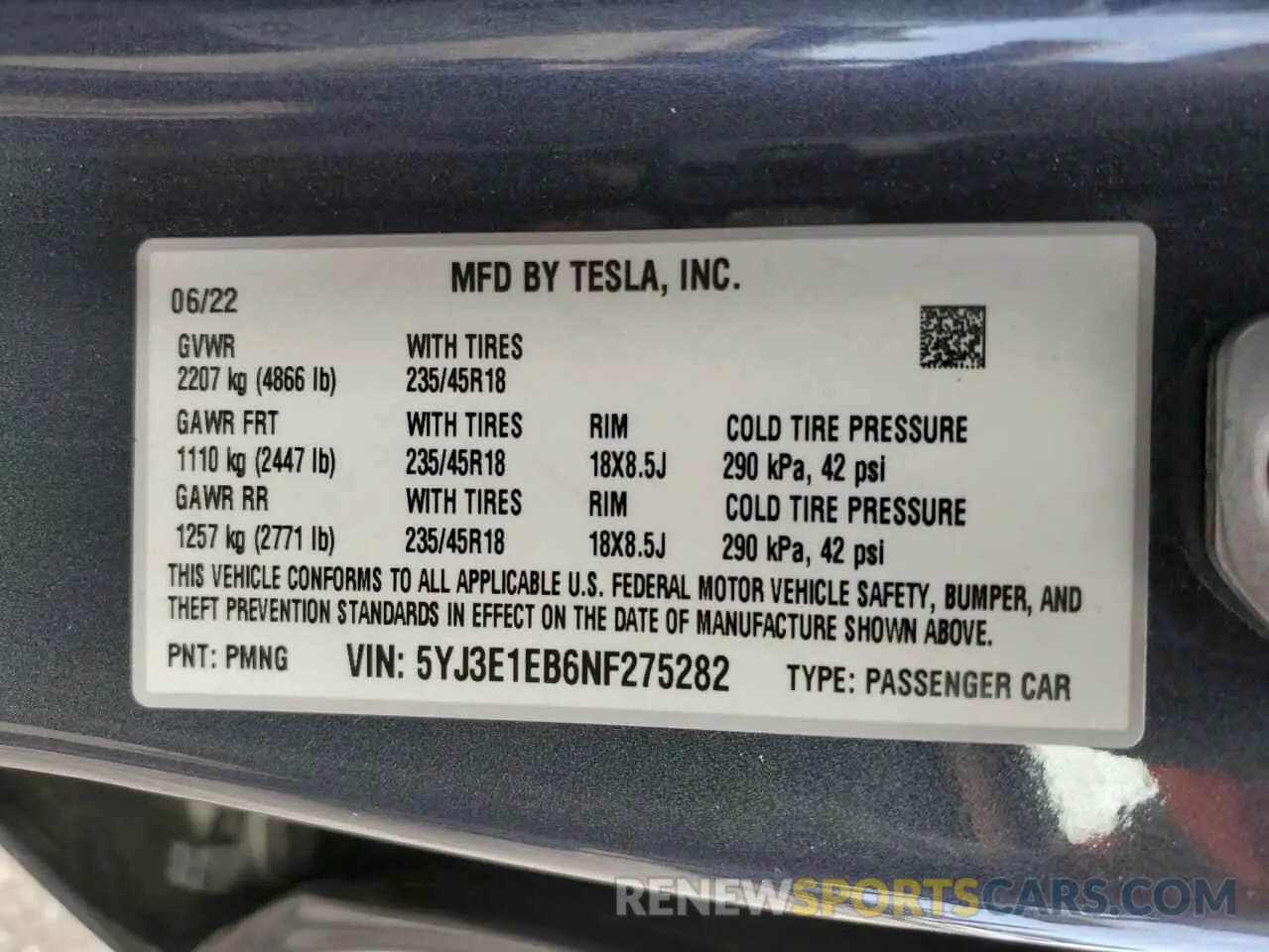 12 Photograph of a damaged car 5YJ3E1EB6NF275282 TESLA MODEL 3 2022