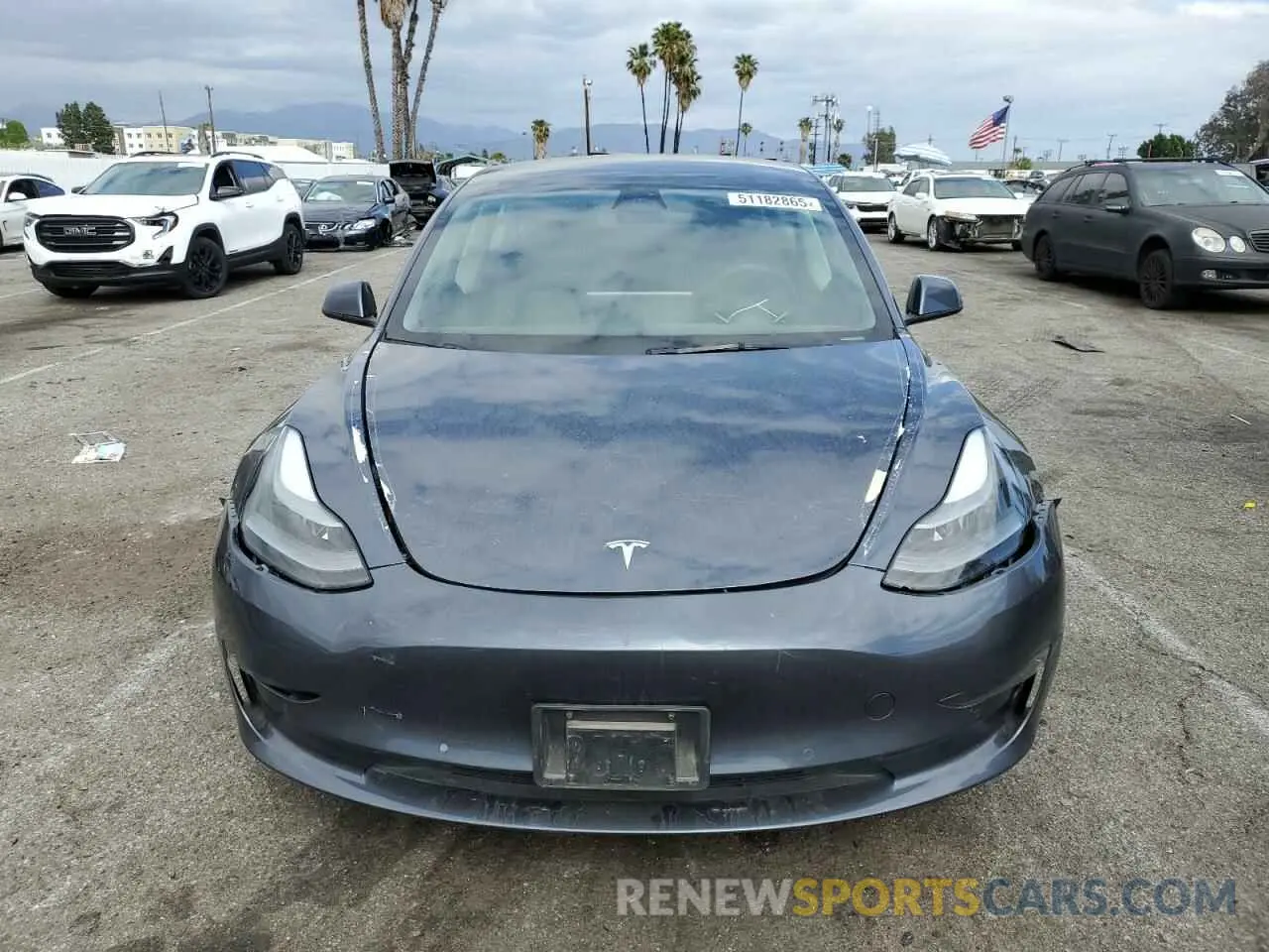 5 Photograph of a damaged car 5YJ3E1EB6NF275282 TESLA MODEL 3 2022