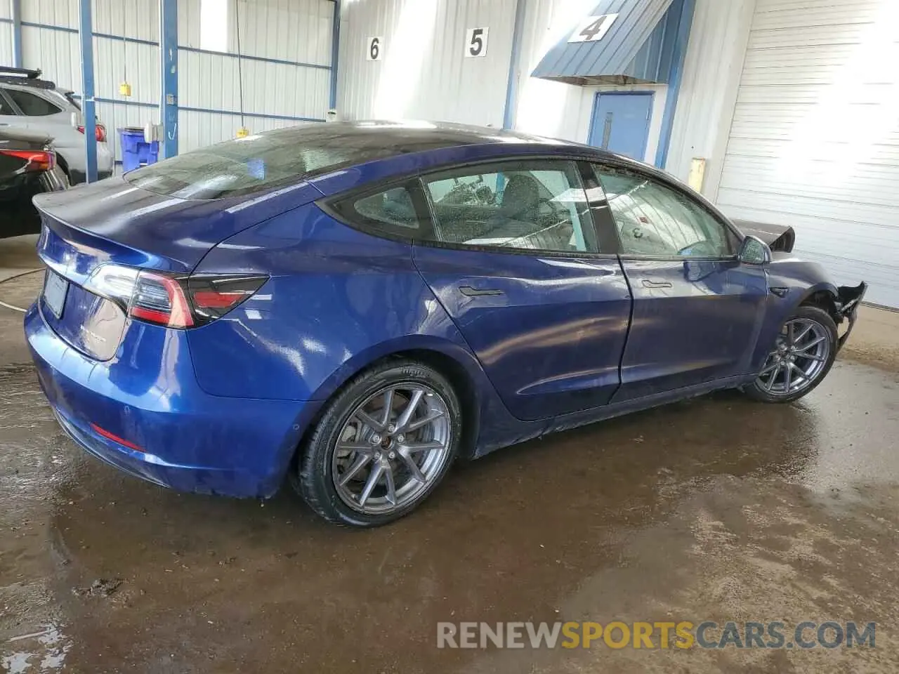 3 Фотография поврежденного автомобиля 5YJ3E1EB6NF286170 TESLA MODEL 3 2022
