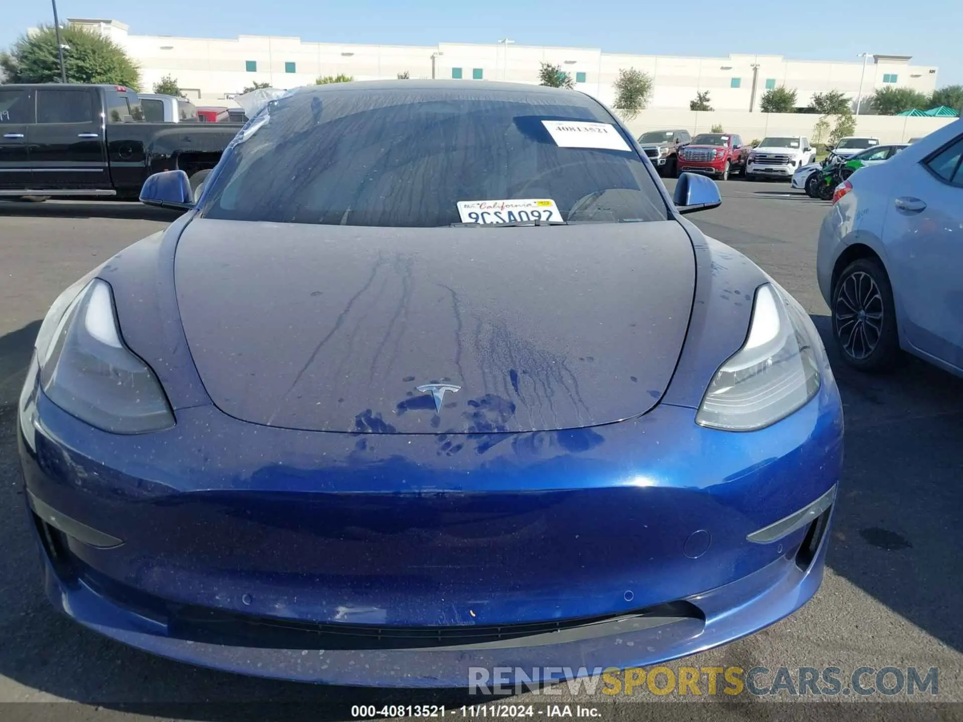 12 Photograph of a damaged car 5YJ3E1EB6NF325811 TESLA MODEL 3 2022
