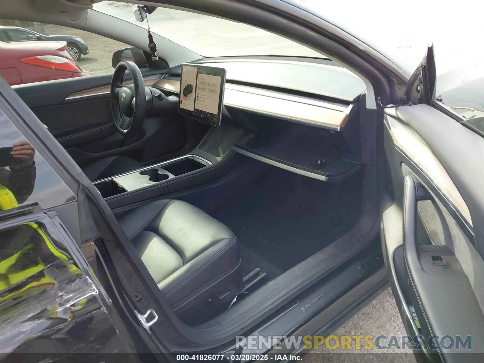 5 Photograph of a damaged car 5YJ3E1EB6NF343869 TESLA MODEL 3 2022