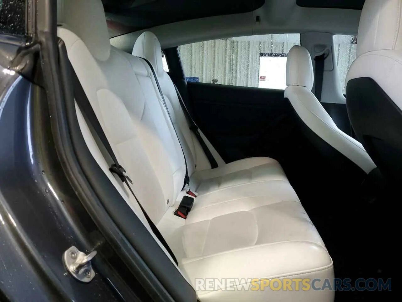 10 Photograph of a damaged car 5YJ3E1EB7NF102080 TESLA MODEL 3 2022