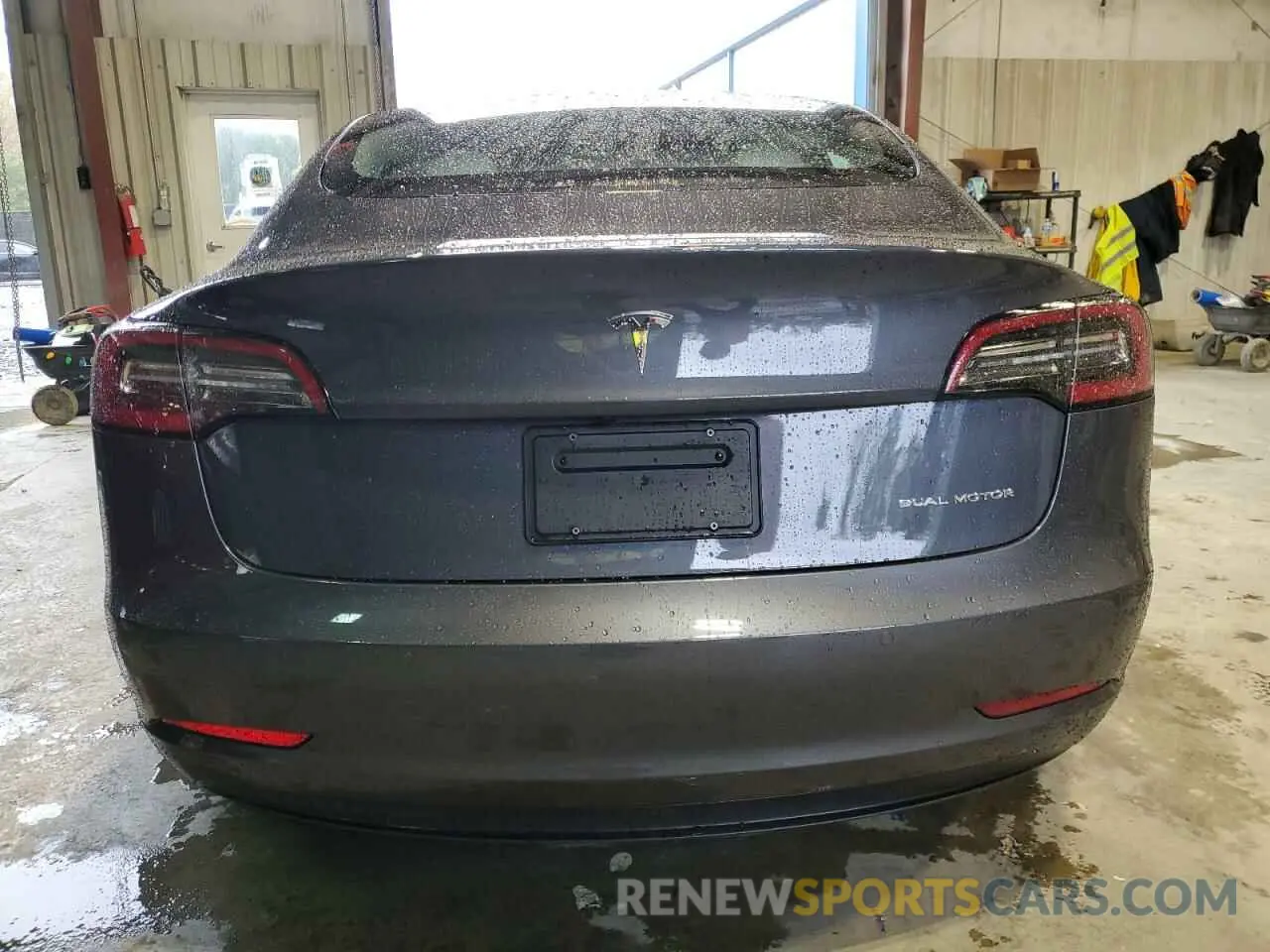 6 Photograph of a damaged car 5YJ3E1EB7NF102080 TESLA MODEL 3 2022