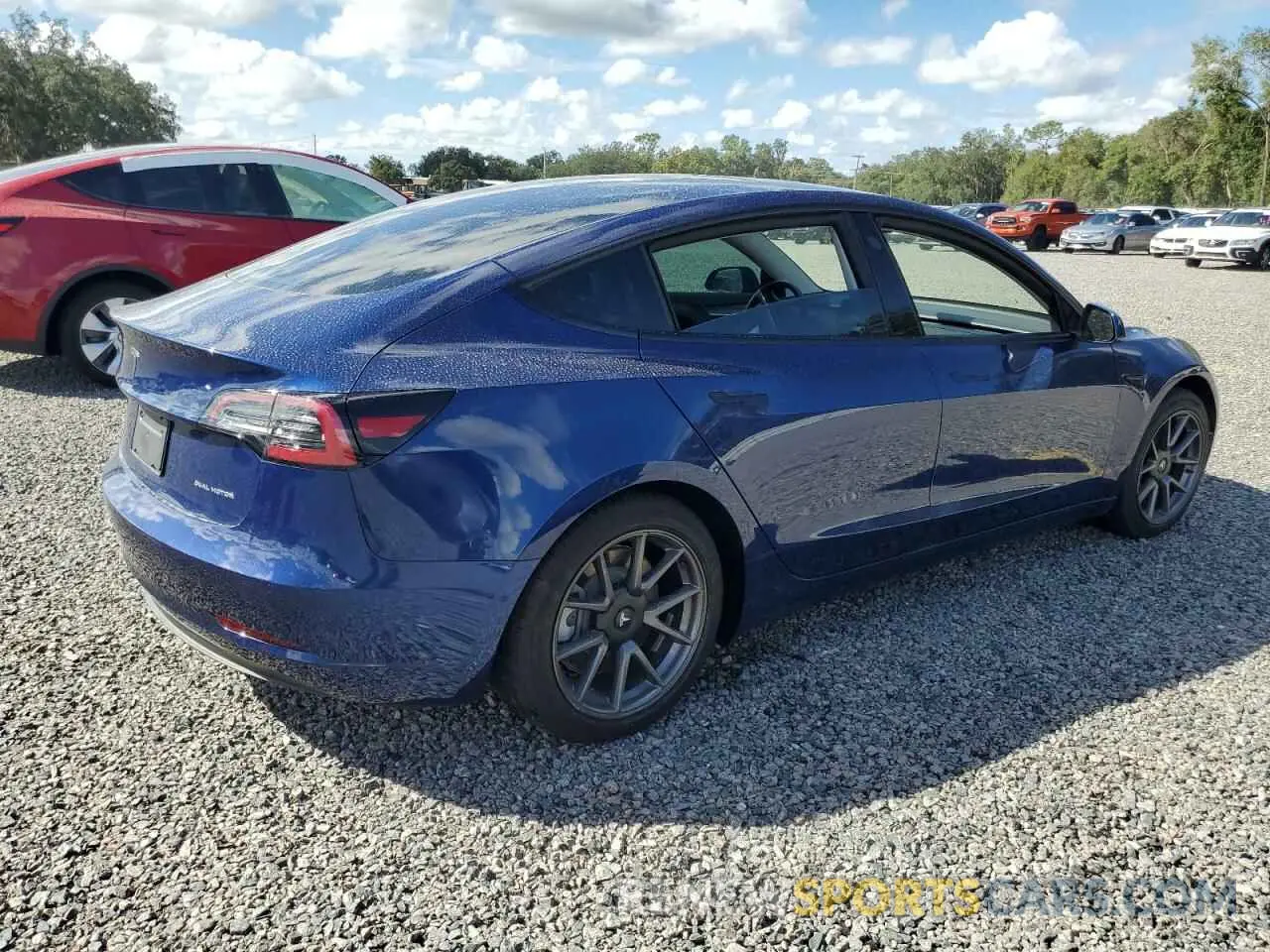 3 Фотография поврежденного автомобиля 5YJ3E1EB7NF103357 TESLA MODEL 3 2022