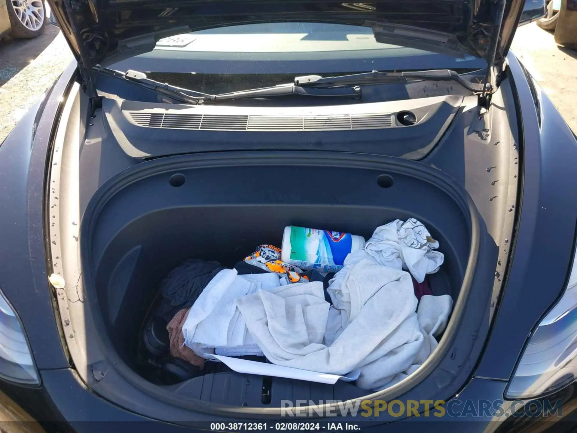 10 Photograph of a damaged car 5YJ3E1EB7NF119302 TESLA MODEL 3 2022