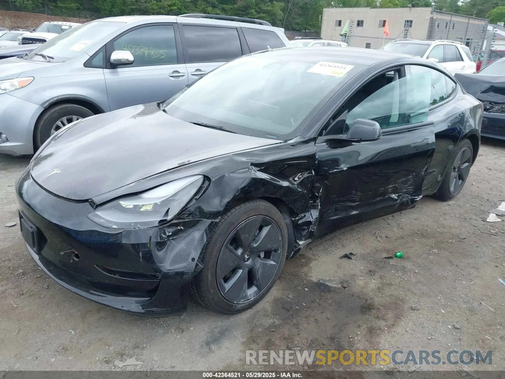 2 Photograph of a damaged car 5YJ3E1EB7NF165647 TESLA MODEL 3 2022
