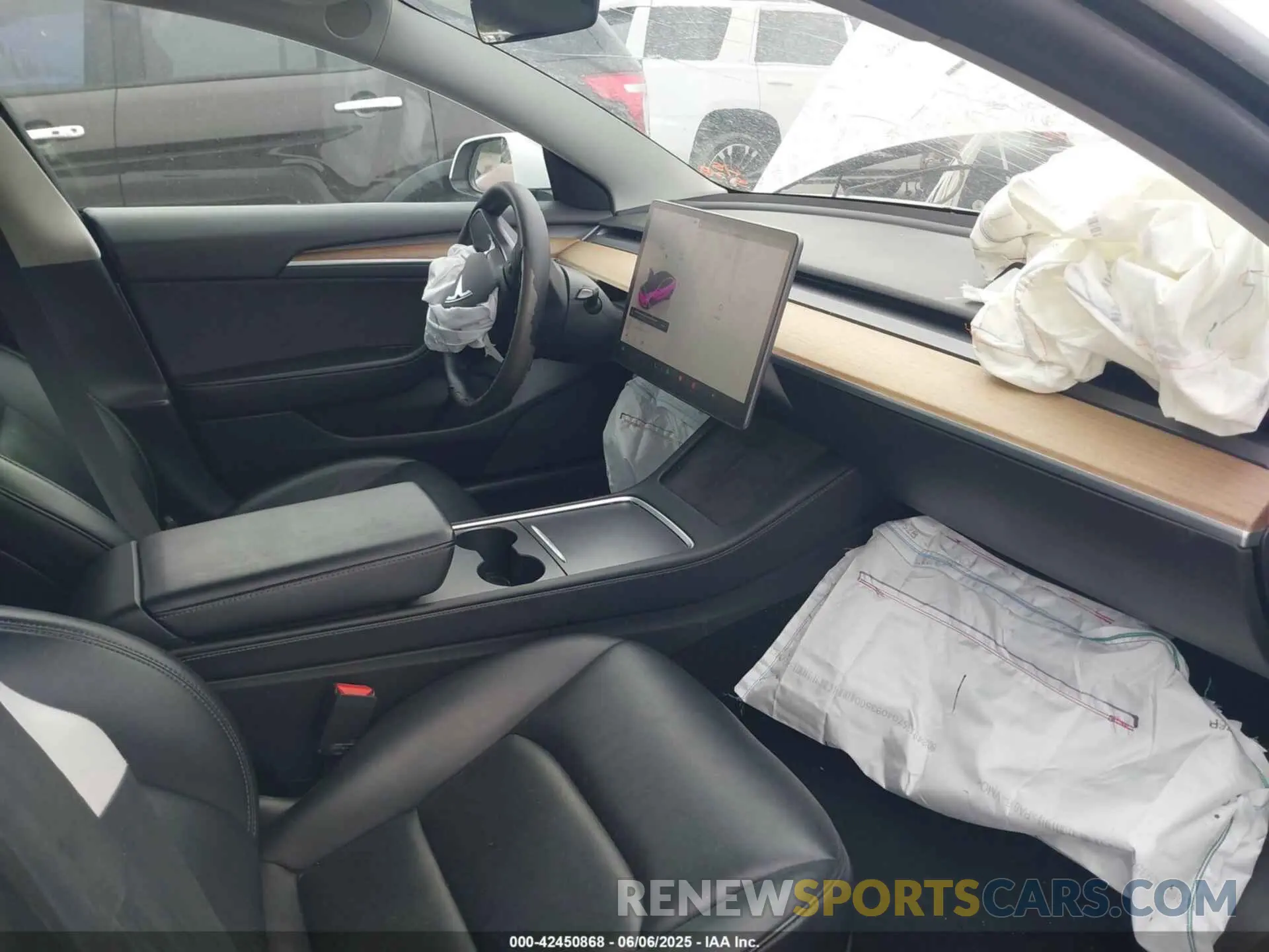 5 Photograph of a damaged car 5YJ3E1EB7NF170444 TESLA MODEL 3 2022