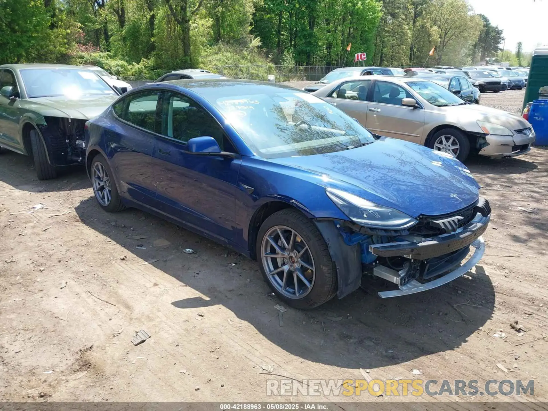1 Photograph of a damaged car 5YJ3E1EB7NF180049 TESLA MODEL 3 2022