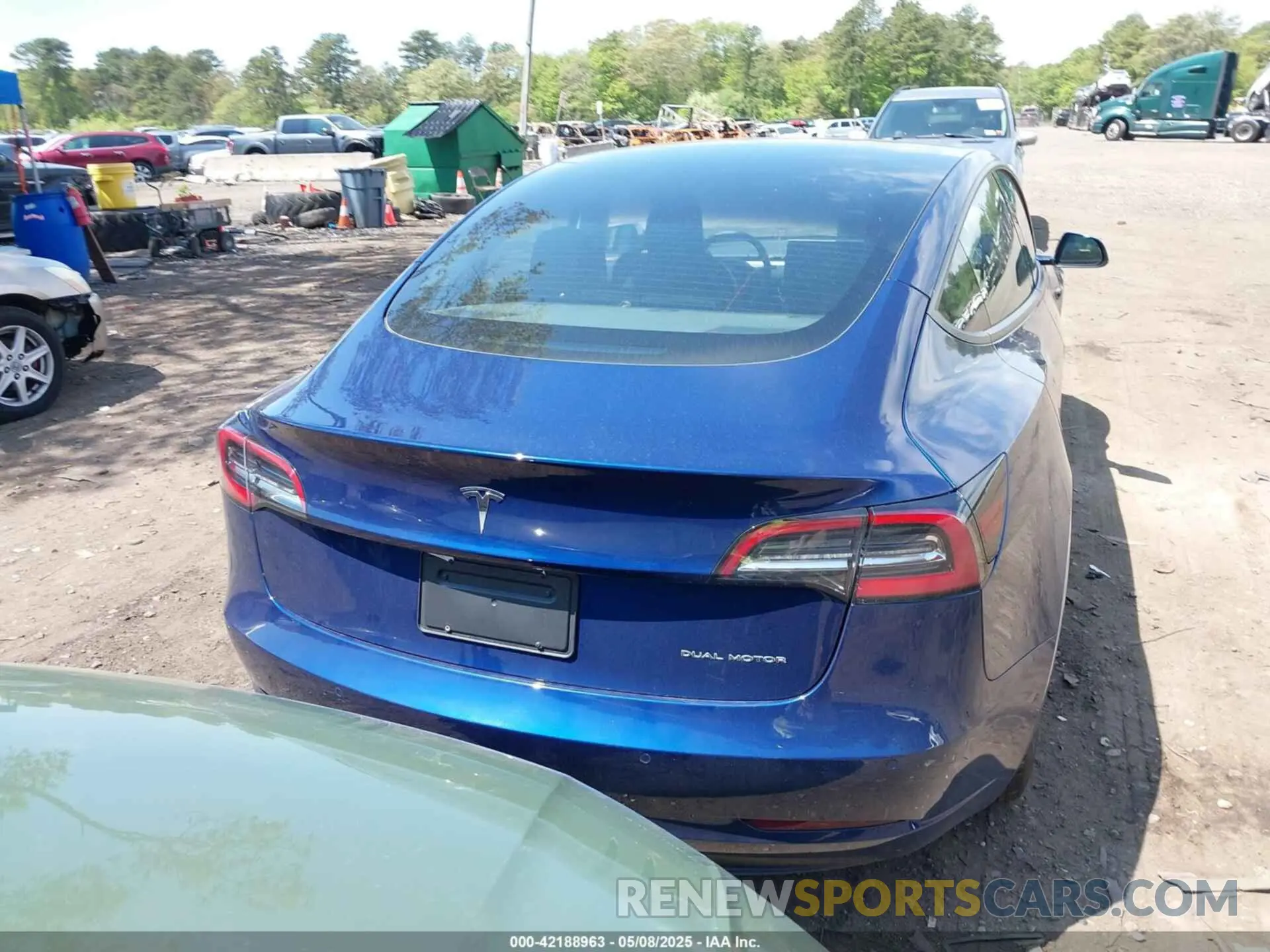 16 Photograph of a damaged car 5YJ3E1EB7NF180049 TESLA MODEL 3 2022
