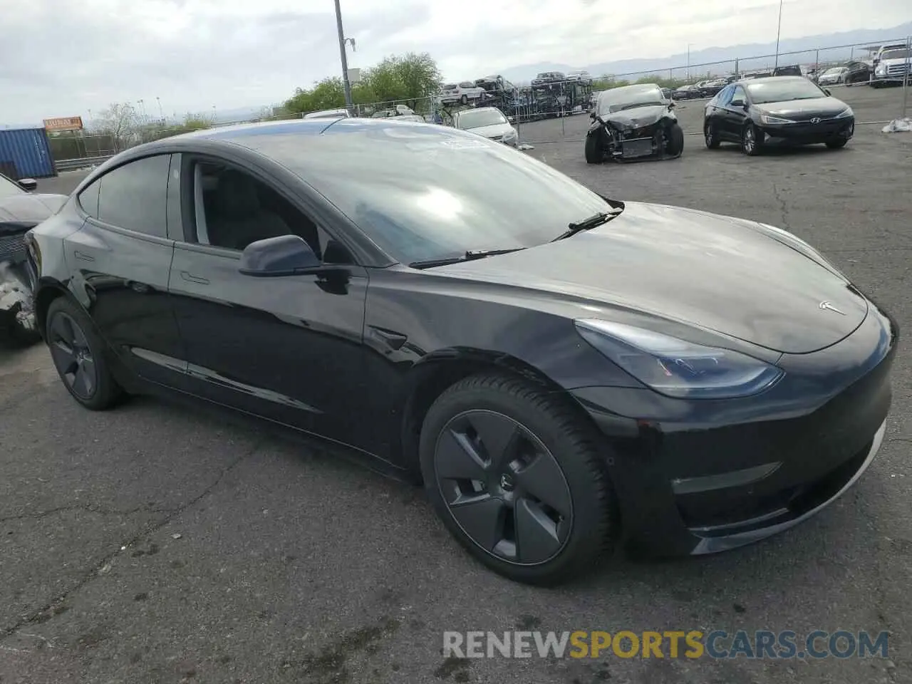 4 Фотография поврежденного автомобиля 5YJ3E1EB7NF195425 TESLA MODEL 3 2022