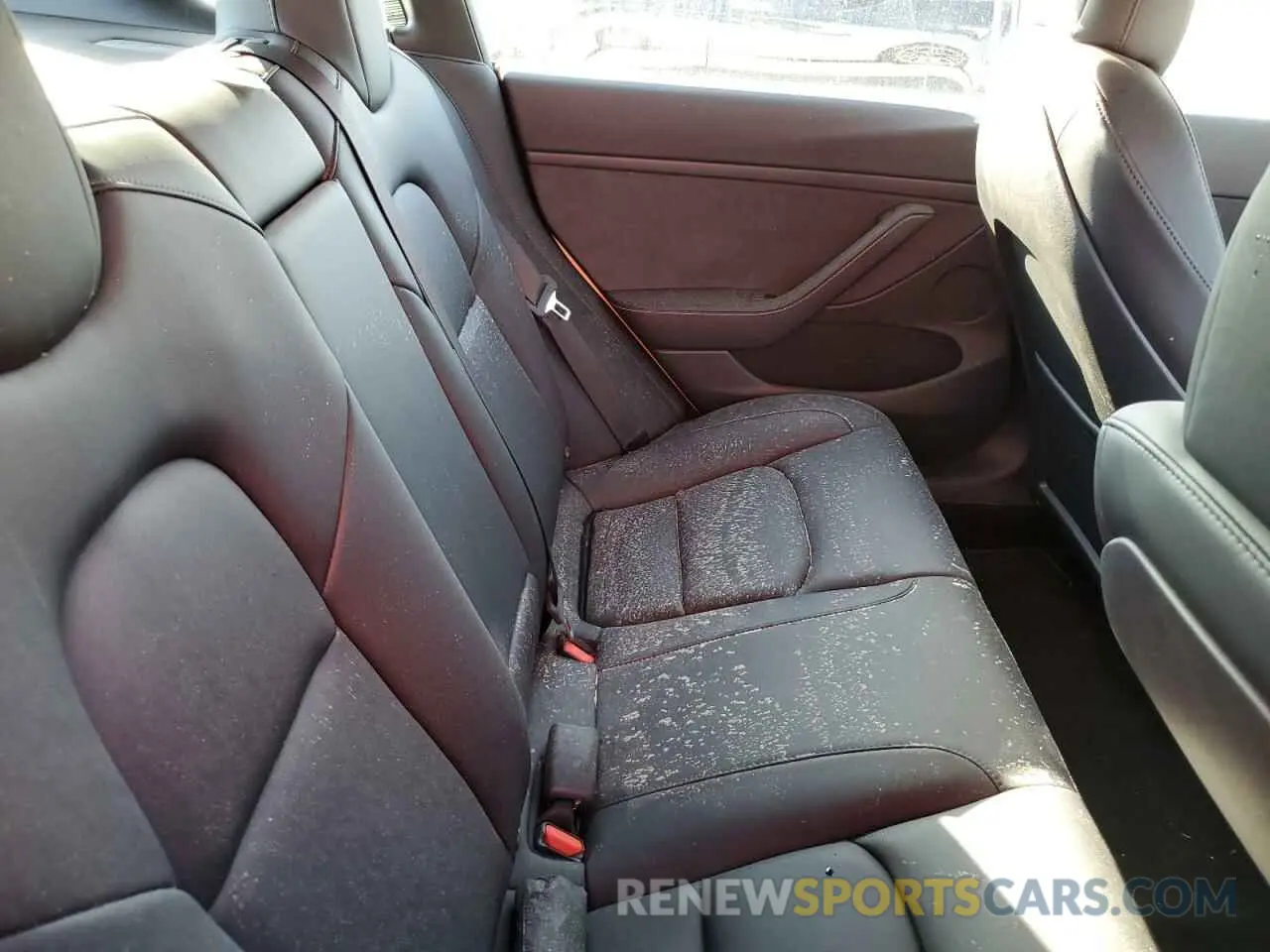 6 Photograph of a damaged car 5YJ3E1EB7NF202812 TESLA MODEL 3 2022