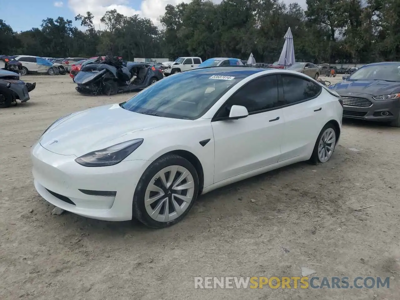 1 Photograph of a damaged car 5YJ3E1EB7NF205645 TESLA MODEL 3 2022