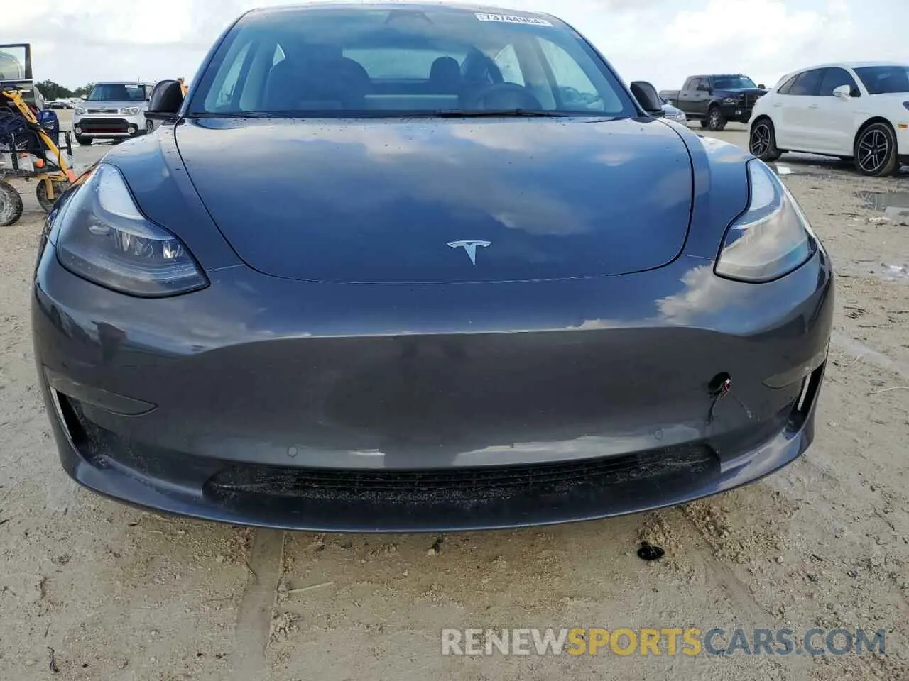 5 Photograph of a damaged car 5YJ3E1EB7NF233574 TESLA MODEL 3 2022