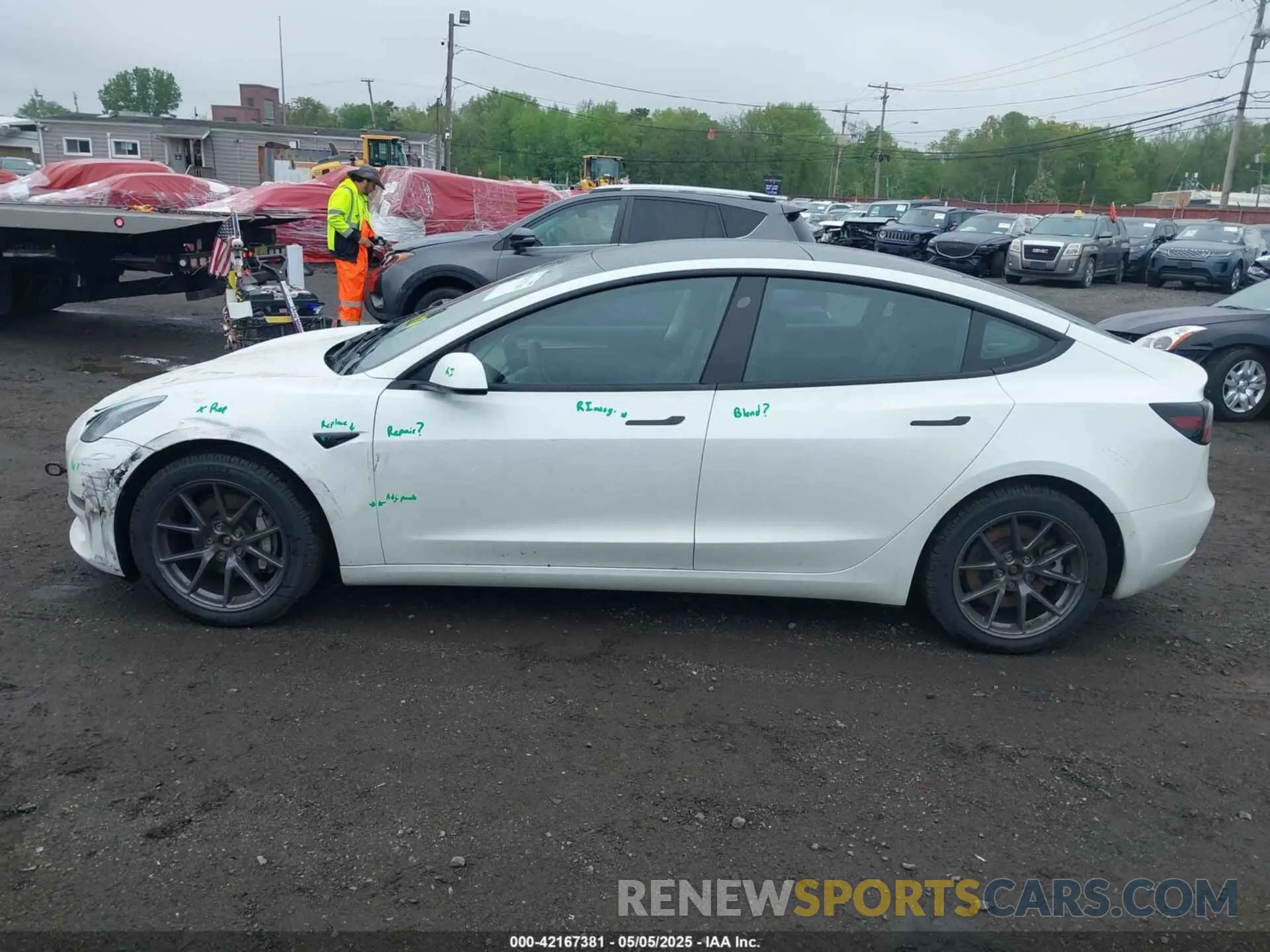 14 Photograph of a damaged car 5YJ3E1EB7NF257440 TESLA MODEL 3 2022