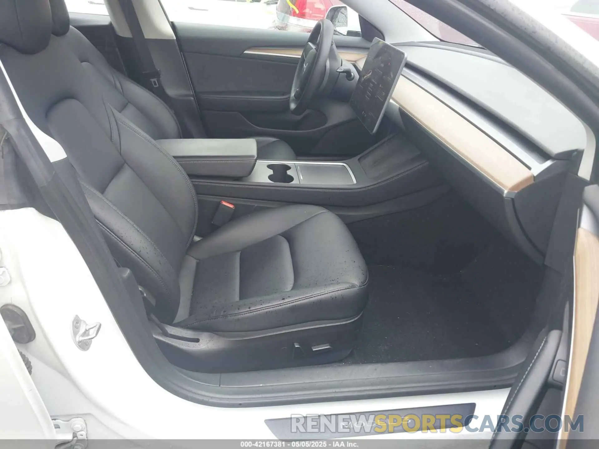 5 Photograph of a damaged car 5YJ3E1EB7NF257440 TESLA MODEL 3 2022