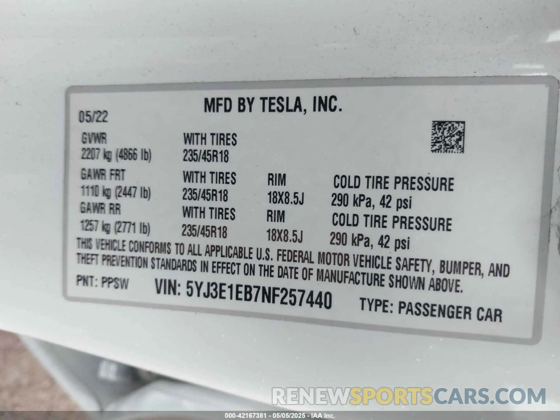 9 Photograph of a damaged car 5YJ3E1EB7NF257440 TESLA MODEL 3 2022