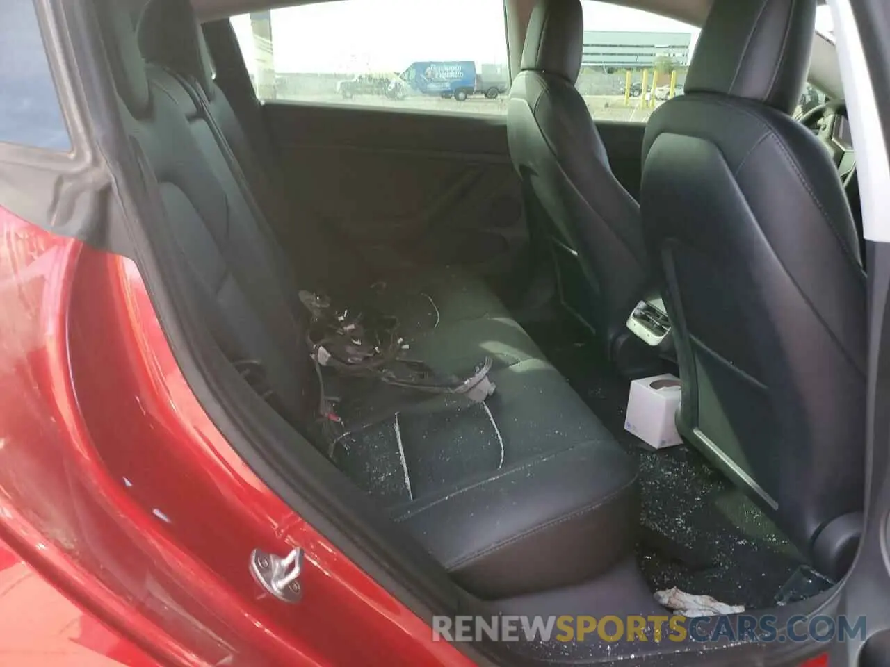 11 Photograph of a damaged car 5YJ3E1EB7NF265487 TESLA MODEL 3 2022