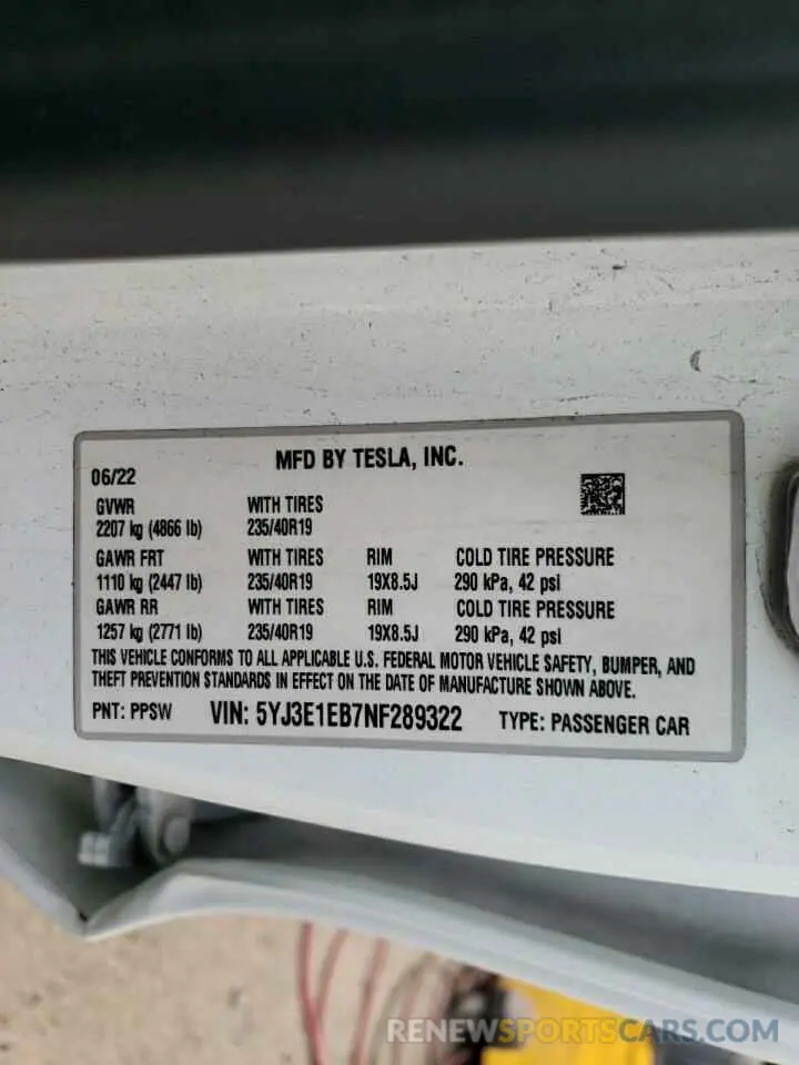 13 Фотография поврежденного автомобиля 5YJ3E1EB7NF289322 TESLA MODEL 3 2022
