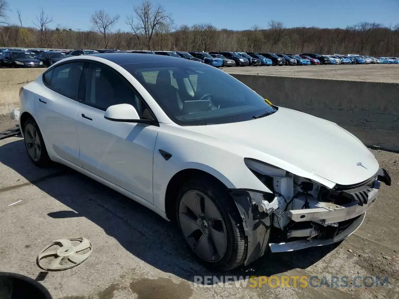 4 Фотография поврежденного автомобиля 5YJ3E1EB7NF341306 TESLA MODEL 3 2022